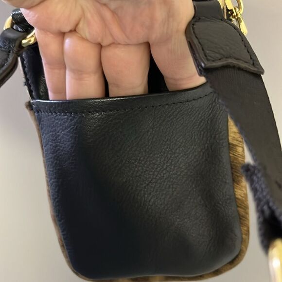 Aimee Kestenberg Animal Print Leather Just Saying Stadium Wallet Mini Crossbody - Picture 16 of 16